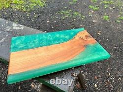 Epoxy Cutting Board