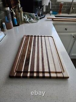 Handcrafted Face Grain WALNUT/CURLY MAPLE Cutting Board