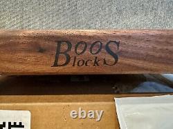 John Boos Block WAL-B12S Walnut Wood End Grain Chopping Block with Feet 12x12x1.5