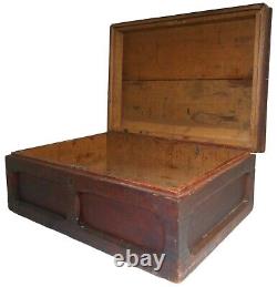 MID-19TH C AMERICAN ANTIQUE CHAMFERED PANEL, HINGED LIDDED WDN BOX WithOLD LACQUER