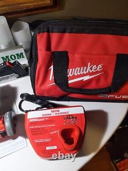 Milwaukee M12 FUEL 3 Compact Cut Off Tool Kit with 4Ah Battery 2522-21xc