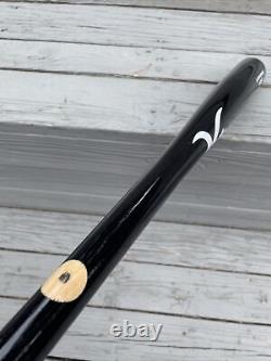 Victus V-Cut Birch Wood Baseball Bat 33 inch Black Cupped