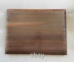 Williams-Sonoma EDGE GRAIN WALNUT WOOD Cutting Board Small 16 x 12 x 1 1/2