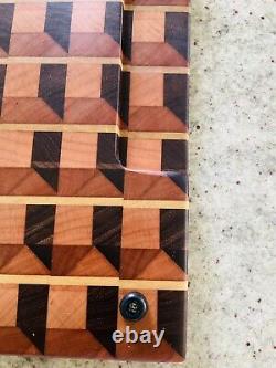 Belle planche à découper en bois de bout faite à la main en 3D. 15X 12X 3/4