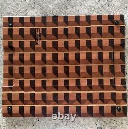 Belle planche à découper en bois de bout faite à la main en 3D. 15X 12X 3/4