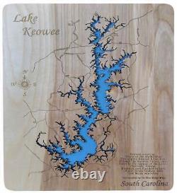 Carte en bois découpée au laser du lac Keowee, en Caroline du Sud, fabriquée sur commande