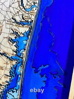 Carte en bois découpée au laser en 11 (onze) couches de la baie de Barnegat, New Jersey, encadrée, dimensions 18,5x14x2.