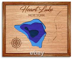 Carte en bois découpée au laser en 3D du lac Heart à New York. Décoration murale pour maison au bord du lac.