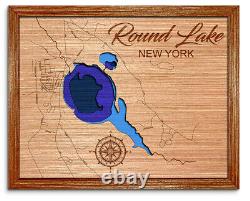 Carte en bois découpée au laser en 3D du lac Round Lake New York. Décoration de maison au bord du lac.