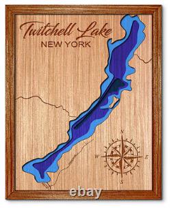 Carte en bois découpée au laser en 3D du lac Twitchell, New York. Décoration de maison au bord du lac.