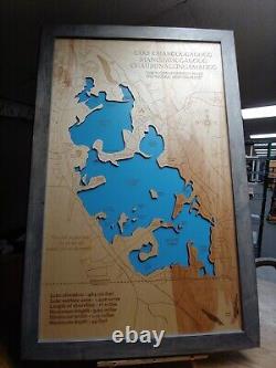 Carte murale en bois découpée au laser du lac Webster, MA Chargoggagoggmanchauggagogg