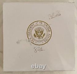 Le sceau du vice-président, vice-président Mike Pence, planche à découper de la Maison Blanche.