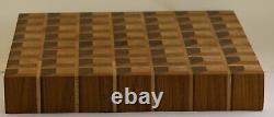 Planche à découper en bois de bout avec motif en gaufre en 3D (300)11 3/4 X (260) 10 3/8