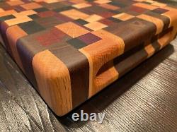 Planche à découper en bois de bout faite à la main avec des bois exotiques indigènes 12,50L x 9,25l x 2H