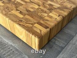 Planche à découper en bois massif Patris Orvieto Italie 12L x 13L x 2H Boîte ouverte