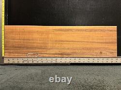 Qualité d'exposition Hawaiien Curl Koa Billet Bois 24 x 6.75+ x 1.125