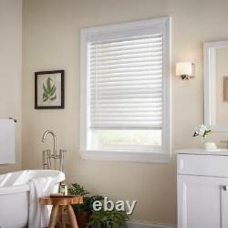 Tailles personnalisées Décorateurs d'intérieur Blinds en bois synthétique premium sans cordon blanc