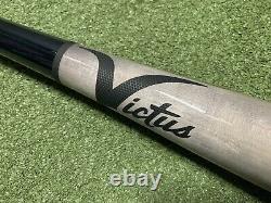 Victus V-cut Gloss Pro Maple Wood Baseball Bat 32 Couped End New Bk/gy